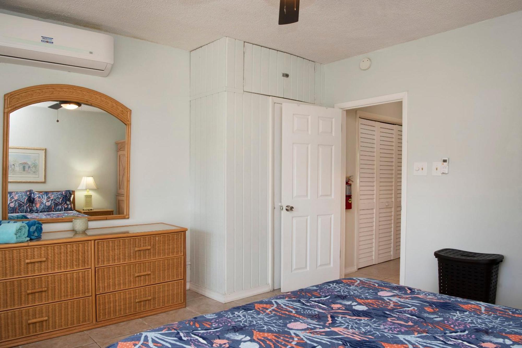 Beach Living At Island Pine Villas George Town Exterior foto